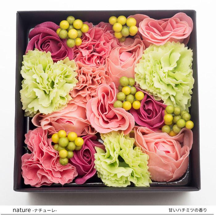 FlowerKitchen 入浴剤でできたお花のボックス バスペタルボックス M