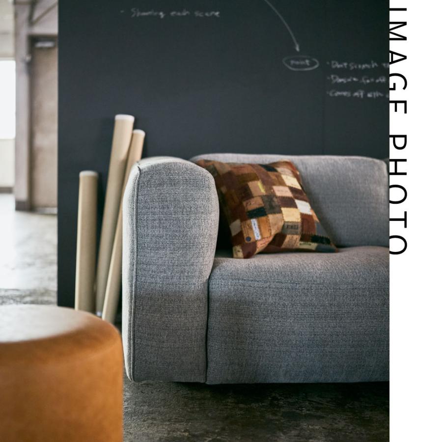 レザークッション 大きめ オフホワイト　未開封 Amazon.co.jp: 上質な高級本革クッション 総革クッション 45cm正方形