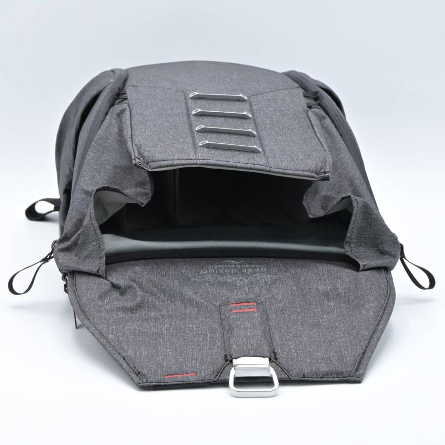 Peak Design ピークデザイン エブリデイバックパック 30L BB-30-BL-1 チャコール |  | 06