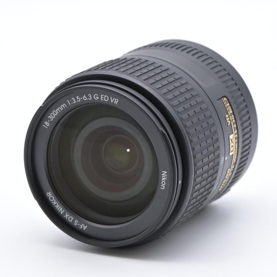 Nikon ニコン AF-S DX NIKKOR 18-300mm f/3.5-6.3G ED VR |  | 01