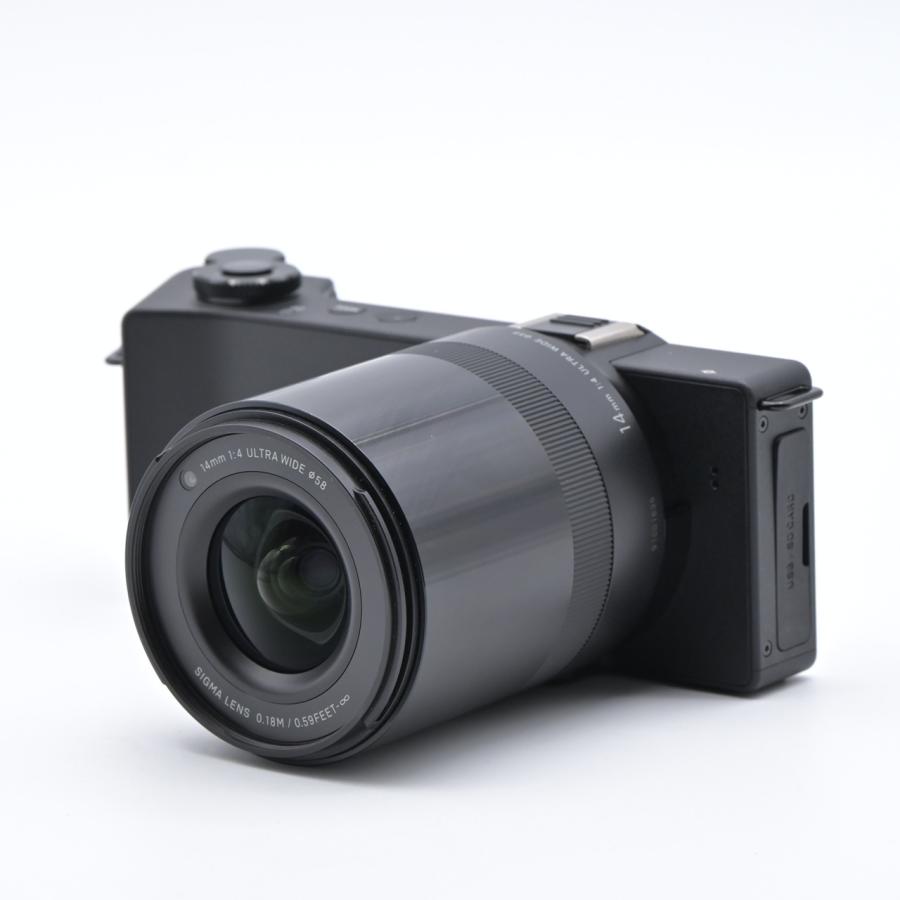 SIGMA シグマ dp0 Quattro FoveonX3 14mm F1.4 ULTRA WIDE |  | 01