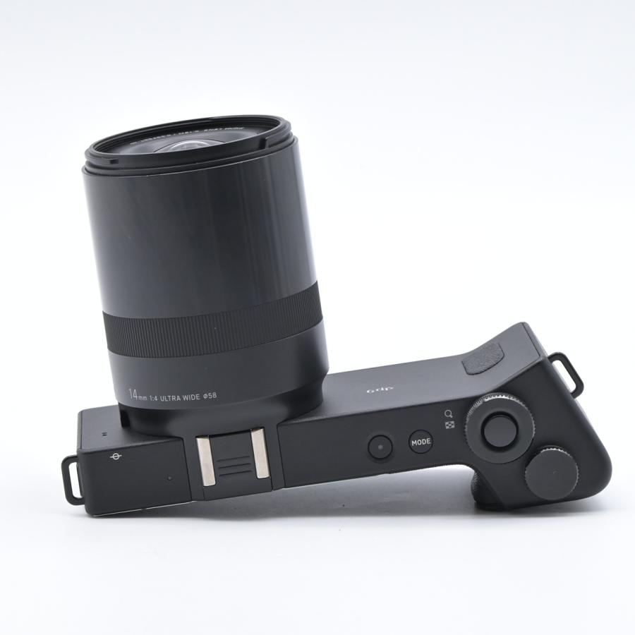 SIGMA シグマ dp0 Quattro FoveonX3 14mm F1.4 ULTRA WIDE |  | 03