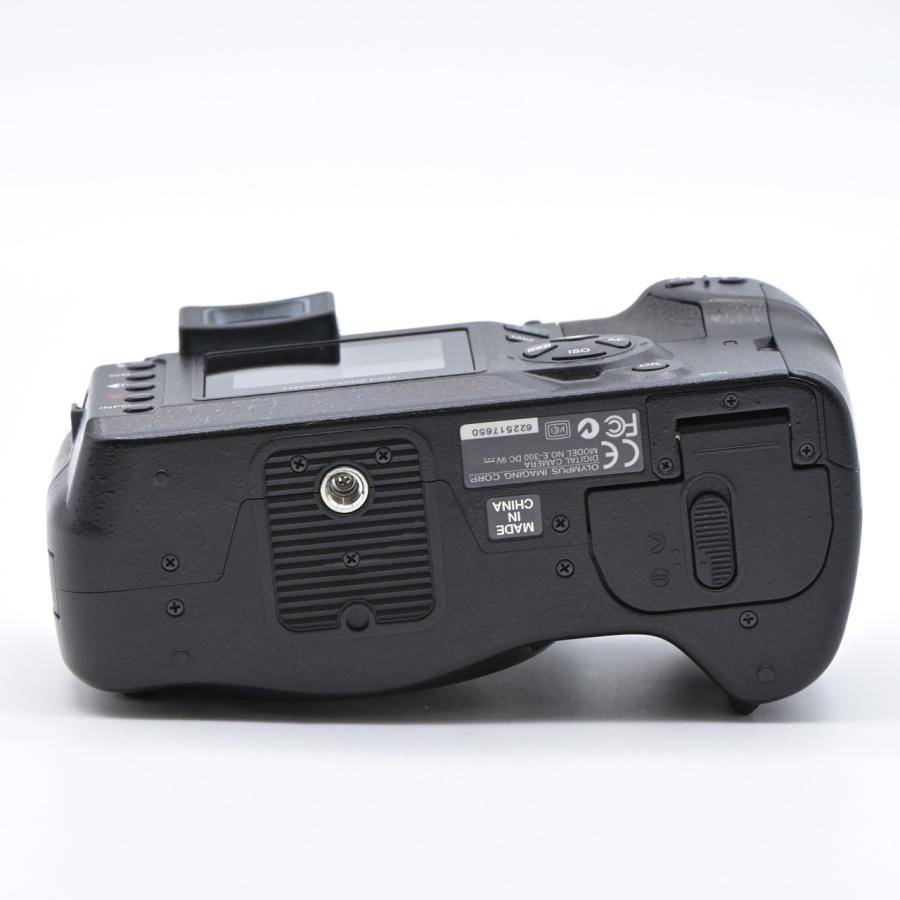 OLYMPUS オリンパス E-300 レンズキット |  | 04