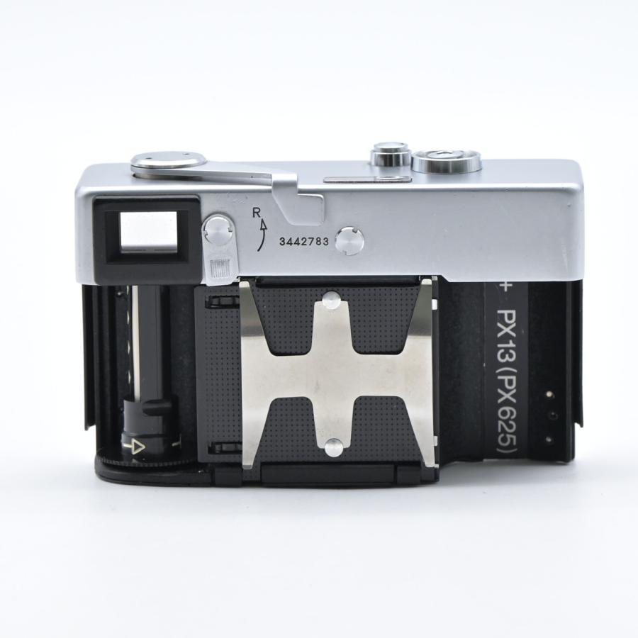 Rollei ローライ 35 Carl Zeiss Tessar 40mm F3.5 シルバー |  | 06