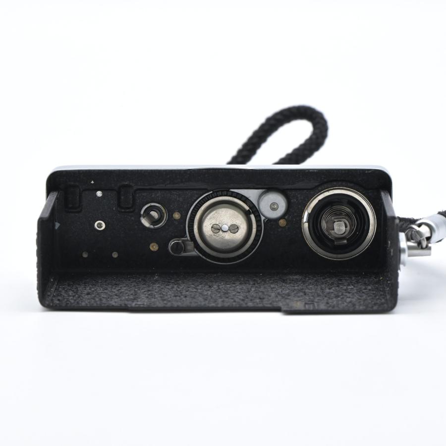 Rollei ローライ 35 Carl Zeiss Tessar 40mm F3.5 シルバー |  | 09