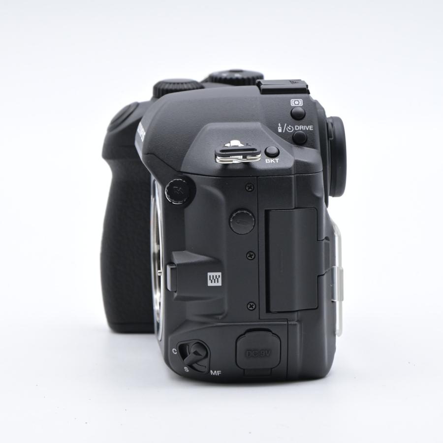 OLYMPUS オリンパス CAMEDIA E-1 ボディ |  | 07