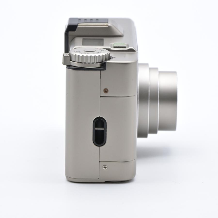 Leica ライカ minilux zoom VARIO-ELMAR 35-70 3.5-6.5 : フラッグ