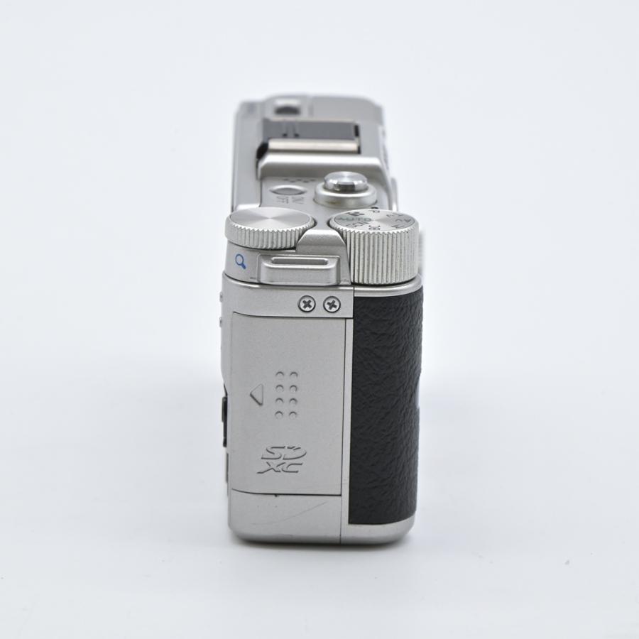新品同様 PENTAX Q limited silver 限定1600台 PENTAX ペンタックス Q Limited Silver リミテッド シルバー 限定1600
