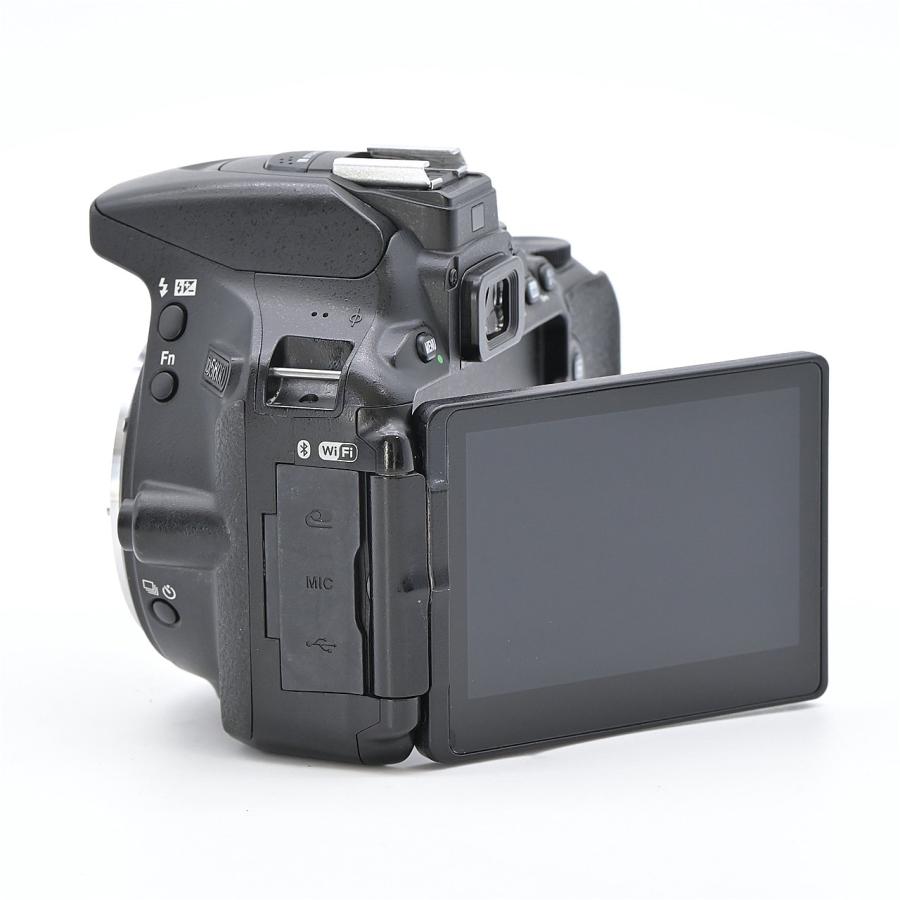 Nikon D5600 デジタル一眼レフカメラボディ Nikon ニコン D5600 ボディ : フラッグシップカメラ - 通販 - Yahoo