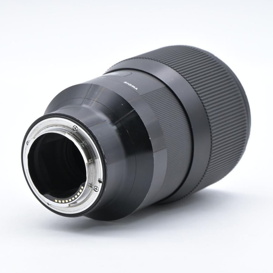 SIGMA シグマ 135mm F1.8 DG HSM Art SONY Eマウント用 |  | 03