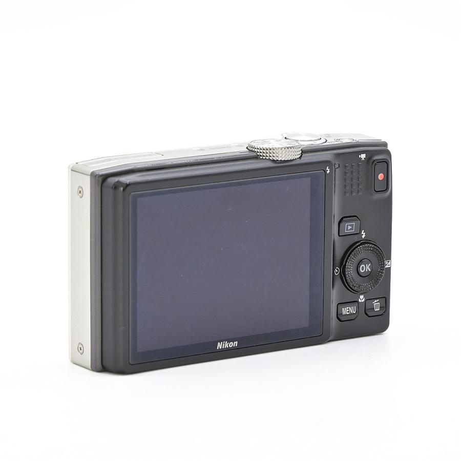 Nikon ニコン COOLPIX S8200 プラチナシルバー : フラッグシップカメラ