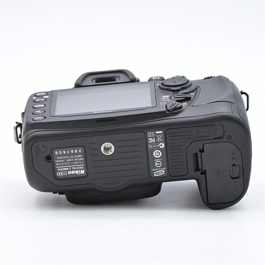 Nikon ニコン D300 ボディ |  | 04