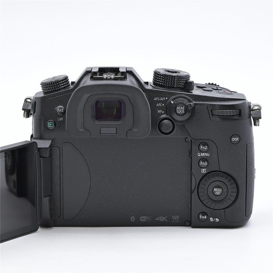 Panasonic パナソニック LUMIX DC-GH5-K ボディ ブラック |  | 07