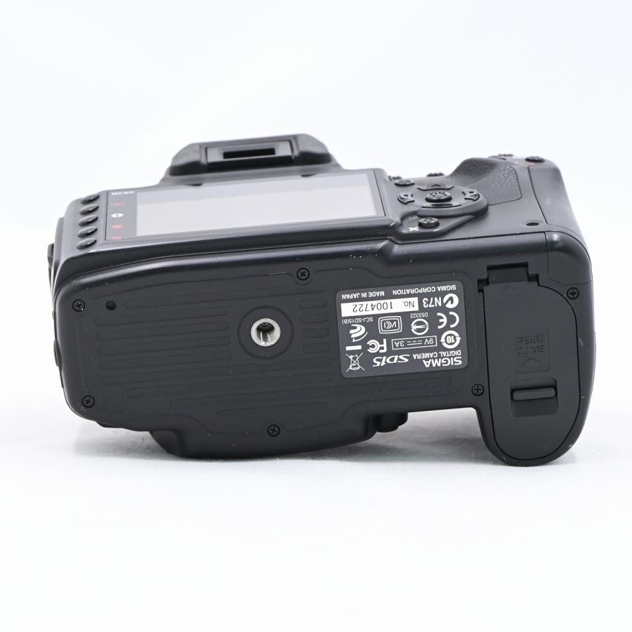 シグマ SIGMA SD15 18-125 OS レンズキット SD15 18-125 OS LK |  | 04
