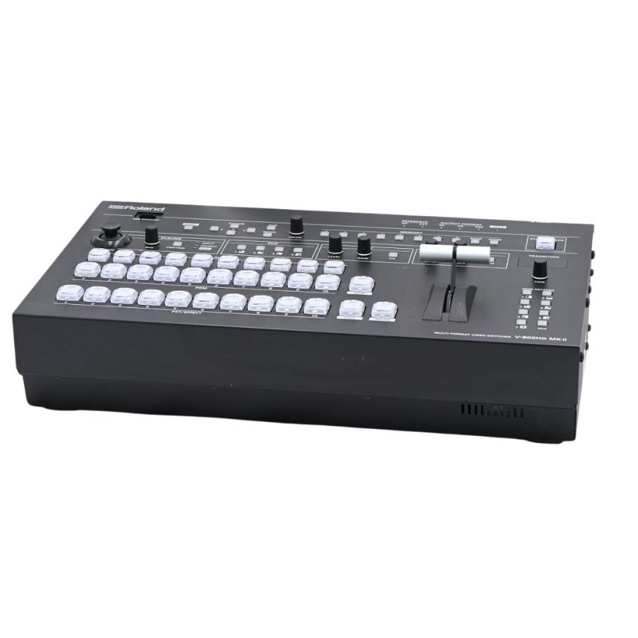 Roland ローランド V-800HD MKII マルチフォーマットビデオスイッチャー |  | 01