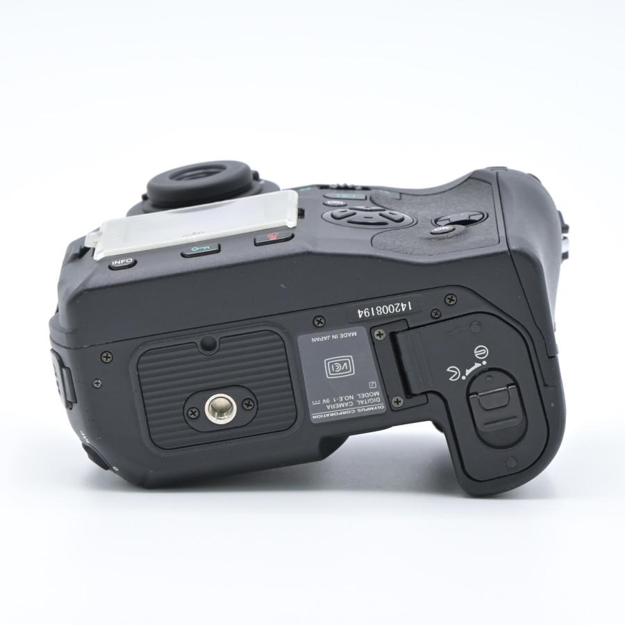 OLYMPUS オリンパス CAMEDIA E-1 ボディ |  | 04
