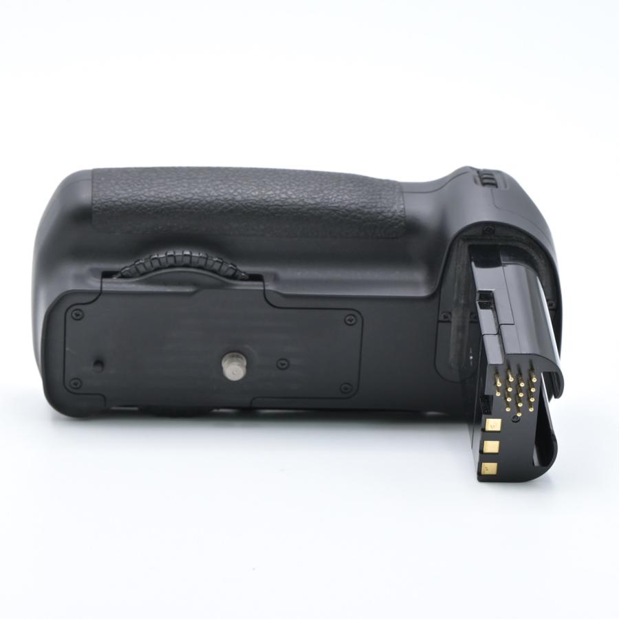 Nikon ニコン マルチパワーバッテリーパック MB-D200 : フラッグシップ