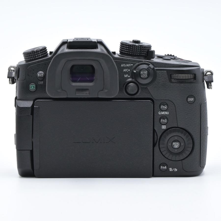 Panasonic パナソニック LUMIX DC-GH5-K ボディ ブラックの画像