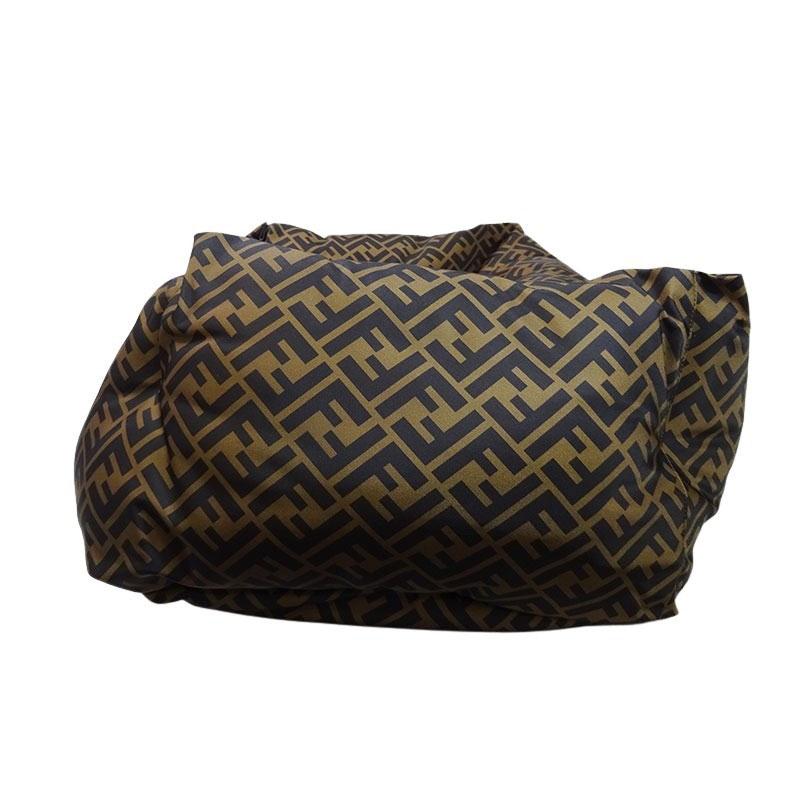 FENDI（フェンディ） ドッグベッド スモール FF ズッカ柄 小型犬