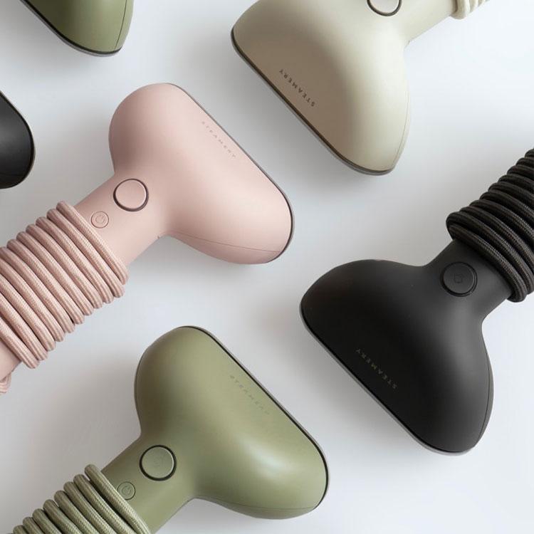 STEAMERY 3 ハンドヘルドスチームアイロン Amazon.com: Steamery Handheld Clothes Steamer Cirrus 3, 1200W, US