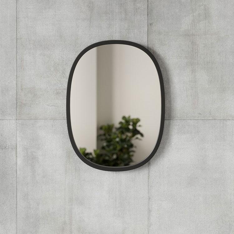 Umbra（アンブラ） ハブ ミラー オーバル 46×61cm ブラック｜アンブラ