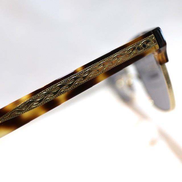 BLACK FLYS（ブラックフライ） 調光レンズ サングラス FLY THEODORE