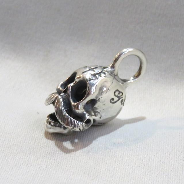 galcia ガルシア髭スカルキーフック