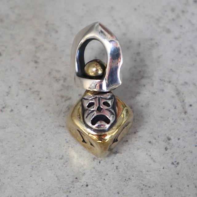 galcia ガルシア ダイス 2フェイス 2個セット ローマ数字タイプ ペンダントトップ Brass/Silver925 シルバー アクセサリー 20NT-DC101N : gal0135 : フラッシュキャデラック - 通販 - Yahoo!ショッピング galcia ガルシア ダイス 2フェイス 2個セット ローマ数字タイプ ペンダントトップ Brass/Silver925 シルバー アクセサリー 20NT-DC101N : gal0135 : フラッシュキャデラック - 通販 - Yahoo!ショッピング