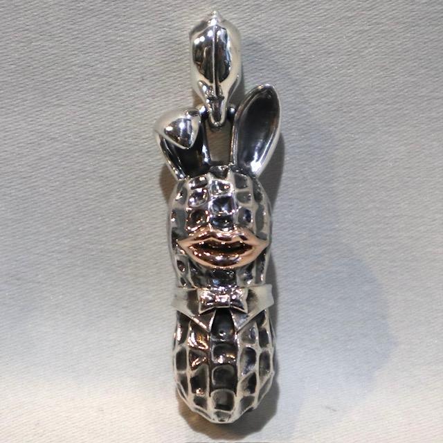 Peanuts&Co ピーナッツカンパニー STASH BUNNY PEANUTS Silver シルバー925 キーホルダー ペンダントトップ : pc047 : フラッシュキャデラック - 通販 - Yahoo!ショッピング Peanuts&Co ピーナッツカンパニー STASH BUNNY PEANUTS Silver シルバー925 キーホルダー ペンダントトップ : pc047 : フラッシュキャデラック - 通販 - Yahoo!ショッピング