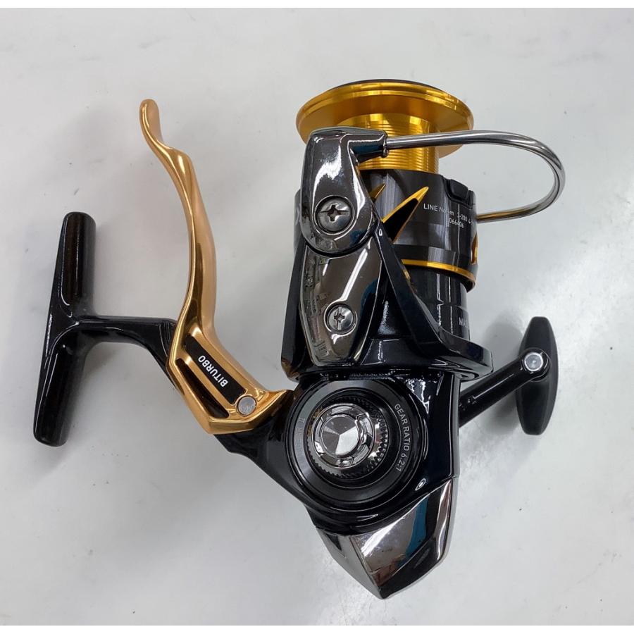 中古 ダイワ 19ラグザス 2500H-LBD【中古Bランク】 スピニングリール 