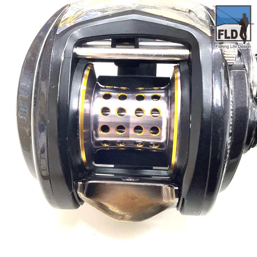 アブガルシアベイトリール/REVOパワークランク6/ギア比6.4:1 美品中古 Abu Garcia（アブガルシア） 中古 レボ パワークランク6 右【中古B