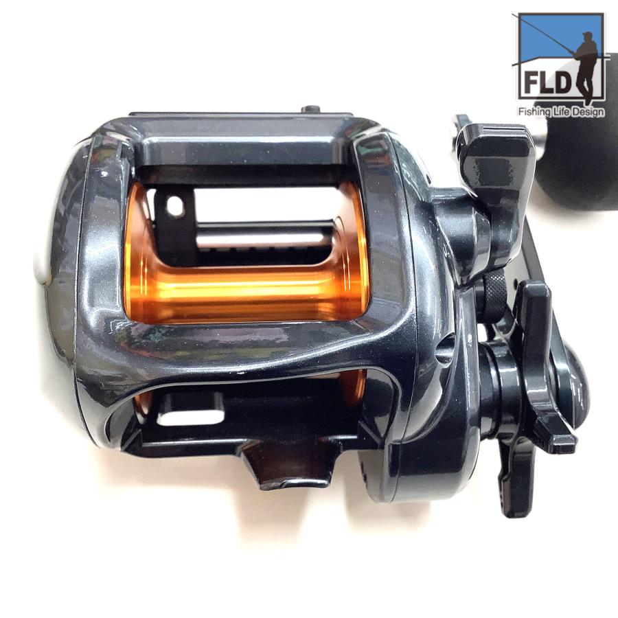 シマノリール 両軸 ベイトリール 18 バルケッタ2000 SC 右巻き シマノ（SHIMANO） 中古 18バルケッタSC 3000【中古Aランク】船用両軸