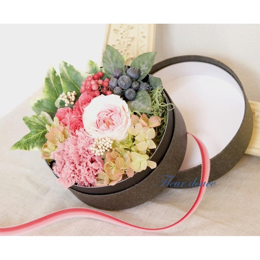 フラワーアレンジ 　ボックス プリザーブドフラワー　ローズ　　カーネーション　アジサイ　　香り　アンティークピンクBOX　ギフト |  | 04