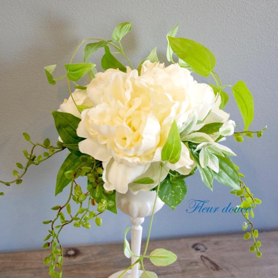 ホワイトローズとピオニーの豪華特大エレガントリース♪☆タッセル装飾