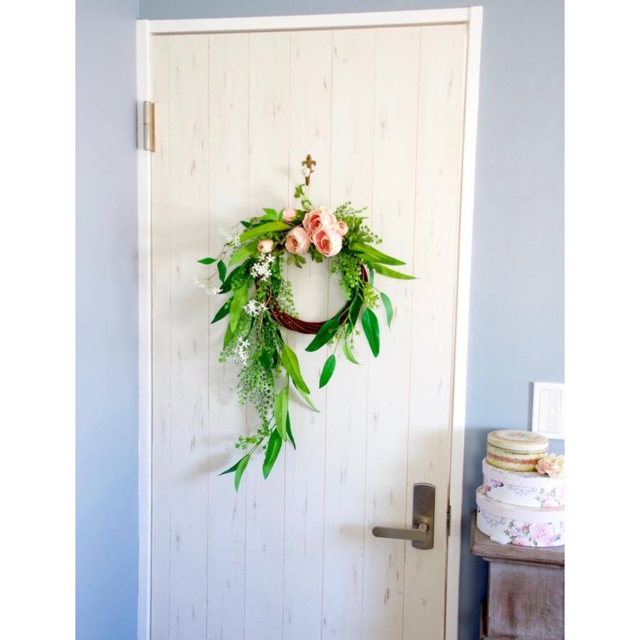 秋冬～3種のユーカリリース☆クリスマスリース☆ドアリース☆造花☆直径20センチ 秋冬～3種のユーカリリース☆クリスマスリース☆ドアリース