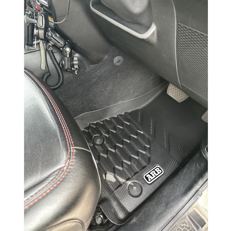 ARB 正規品 ジープラングラー JL専用 ARBフロアマット 4080019 「28