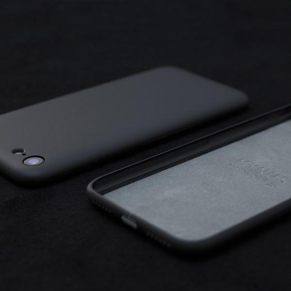 iPhone8 64GBブラック 本体 ひびあり　動作OK MYNUSケース付き iPhone8 64GBブラック 本体 ひびあり 動作OK MYNUSケース付き