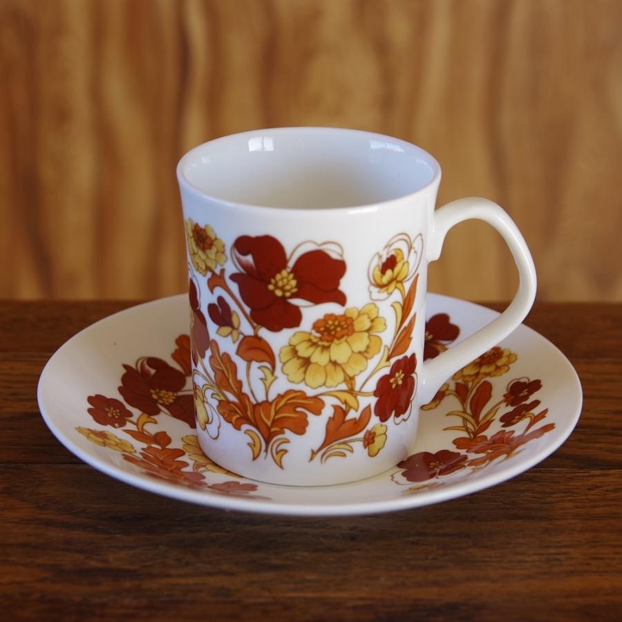 イギリス製 ヴィンテージ食器 アンティーク エリザベサン カップ ソーサー 2 レトロ ブラウン花柄 Elizabethan Meadow Flower Cup Saucer 2 Flohmarkt フローマルクト 通販 Yahoo ショッピング