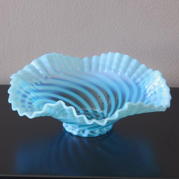 Fenton フェントン ガラス ブルー フリル ボウル 鉢 深皿 Fenton Blue Frill Bowl 24cm Flohmarkt フローマルクト 通販 Yahoo ショッピング