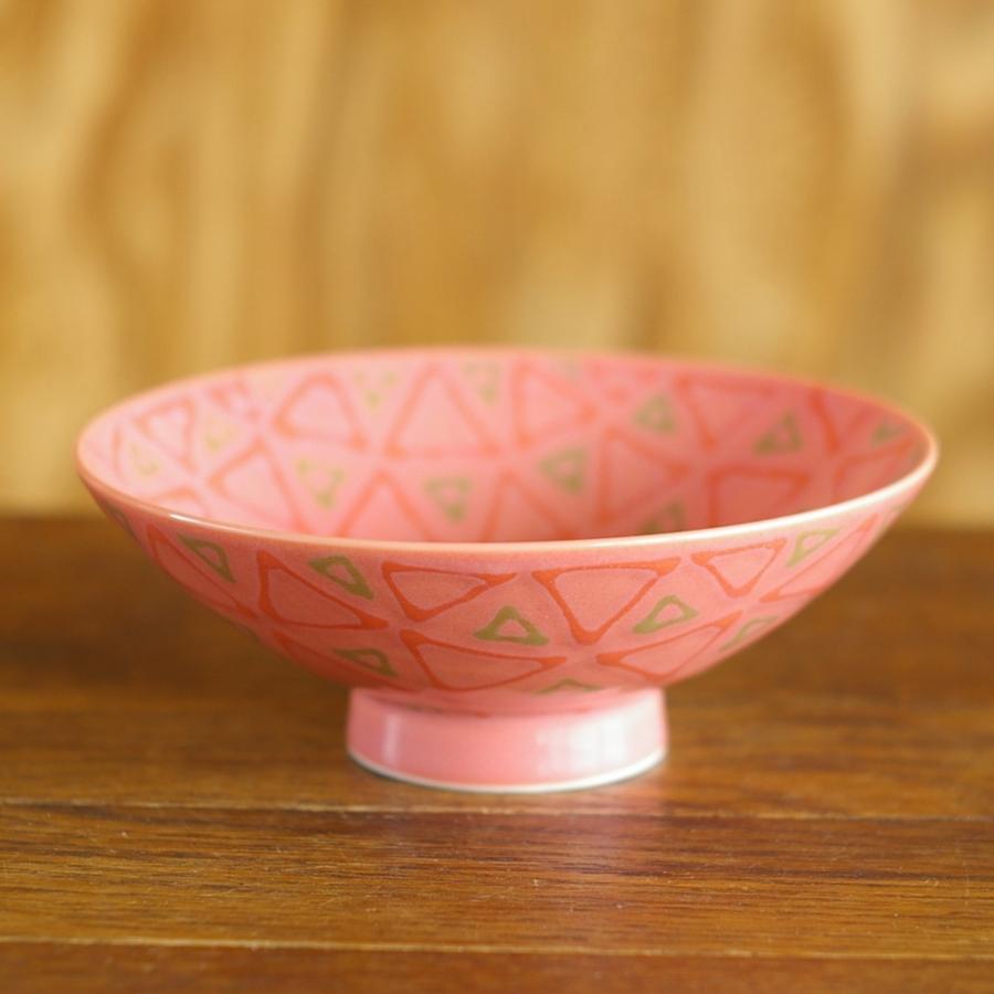白山陶器 白山陶器（波佐見焼） 平茶碗 飯碗 RH-23 ピンク 三角 幾何学