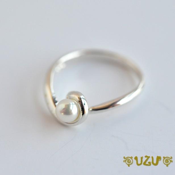 UZU ウズ 指輪 レディース アクセサリー シルバー925 リング オニキス