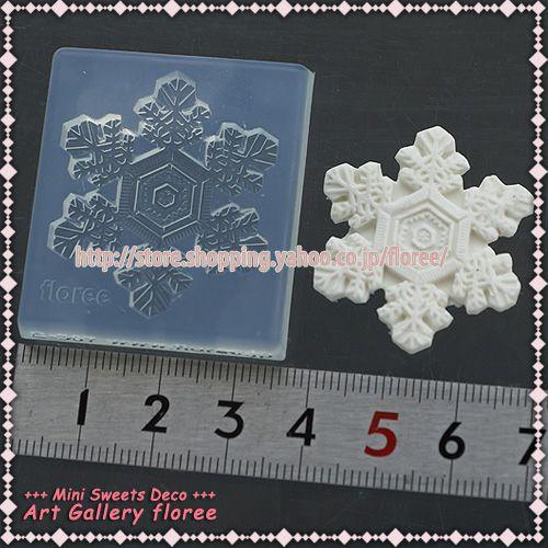 Miniature X'mas 雪の結晶プレートＬＬ 30ミリ シリコンモールド ミニチュア用クリスマス型  粘土型 LEDレジン 樹脂粘土 アートギャラリーフローレ floree | floree | 01