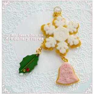 X'mas☆雪ダルマとツリー　他レジンキーホルダー計6点 レジンクリスマスハート型 オイルキーホルダーとクマの2個セット