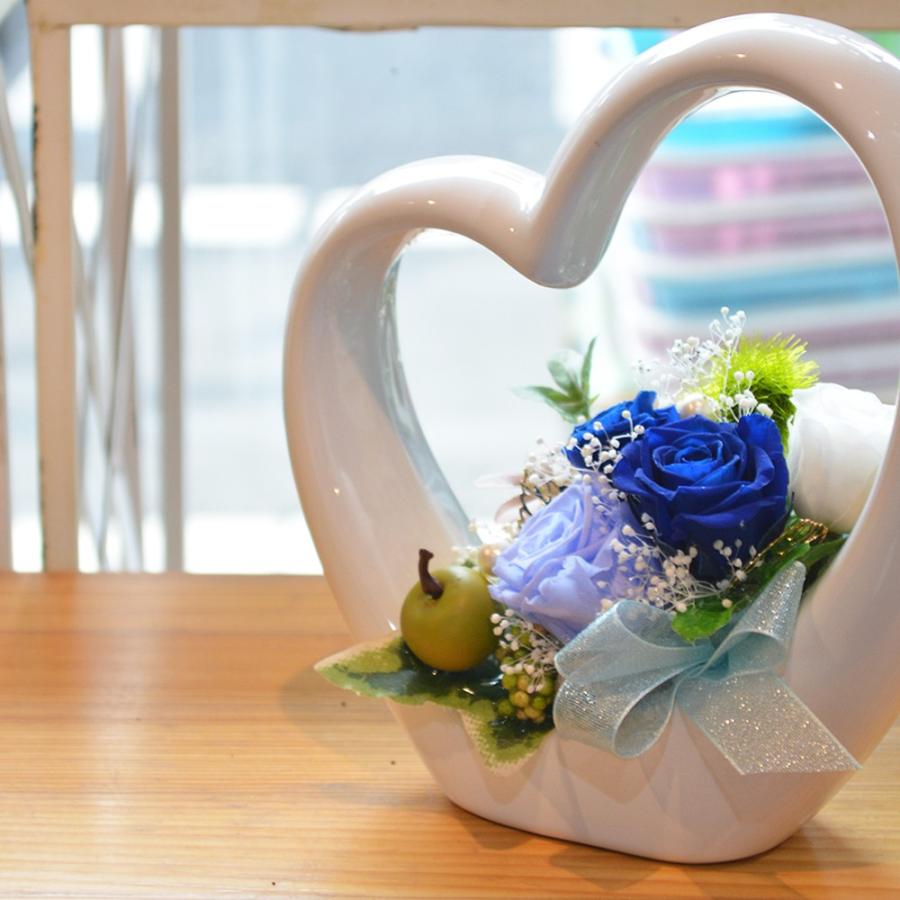 【超！お得】プリザーブドフラワー アレンジメント 花材 花器セット ローズのフラワーギフトボックス ＊プリザーブドフラワー