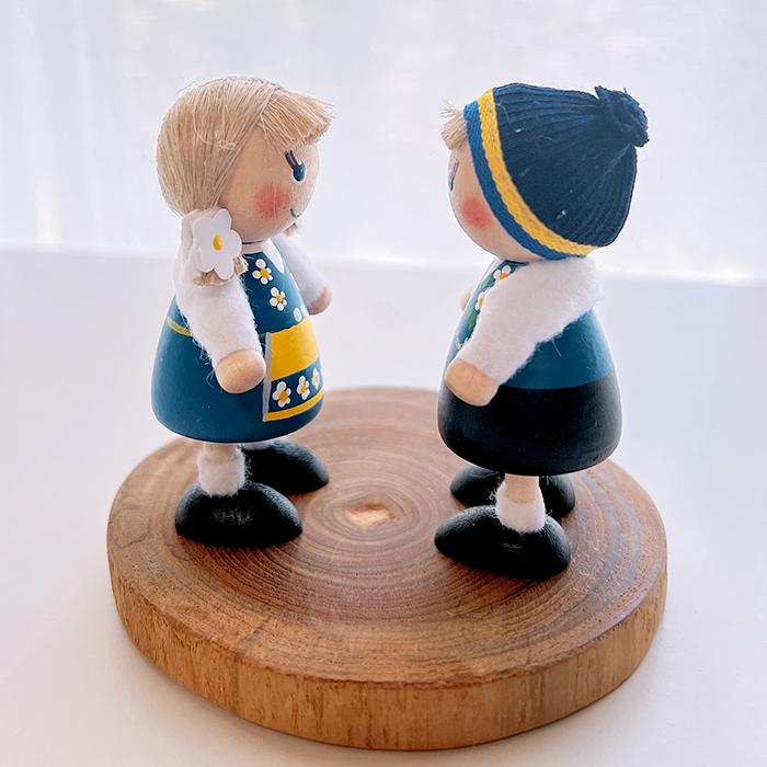 Skandinavisk Hemslojd 北欧フィギュア スウェーデンガール 木製