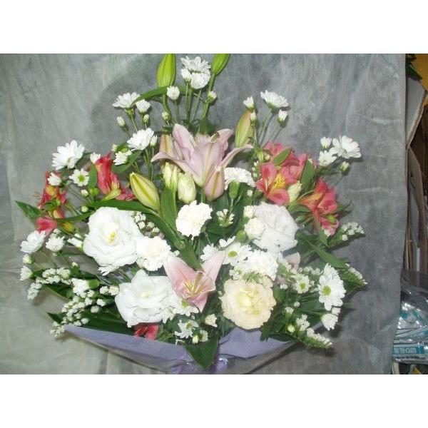 フラワーアレンジメント4600円 花 ギフト 母の日 父の日 誕生日