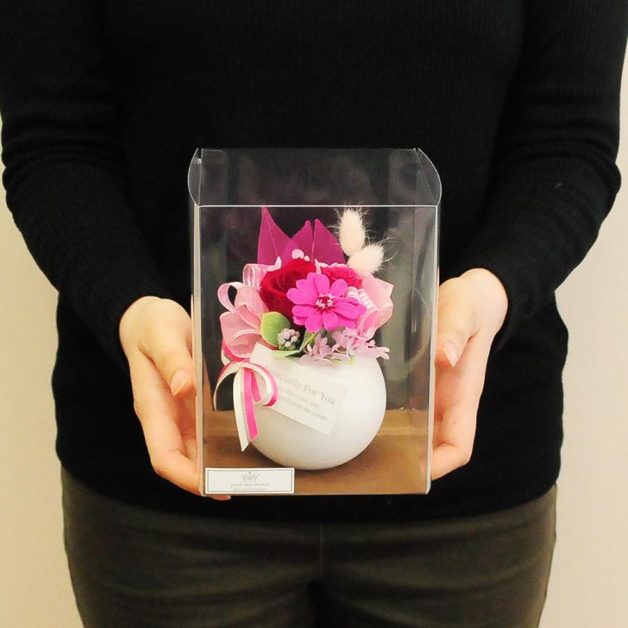 誕生日プレゼント 花 バラ 女性 記念日 プレゼント バラ プリザーブドフラワー プレゼント 誕生日 記念日 花 マカロン クリアケース入り | エーデルワイス花の贈り物 | 09