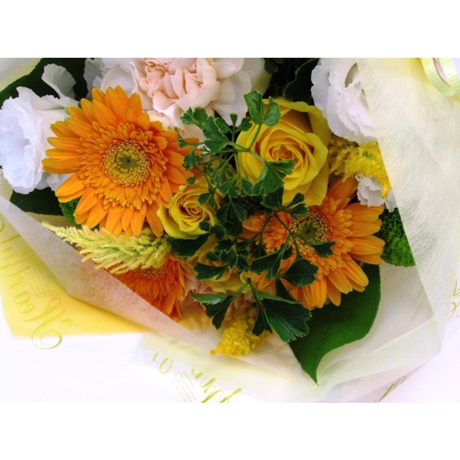 1158円 品質満点 季節のお花たっぷりブーケ 黄色オレンジ系 誕生日 プレゼント 記念日 彼女 彼氏 友達