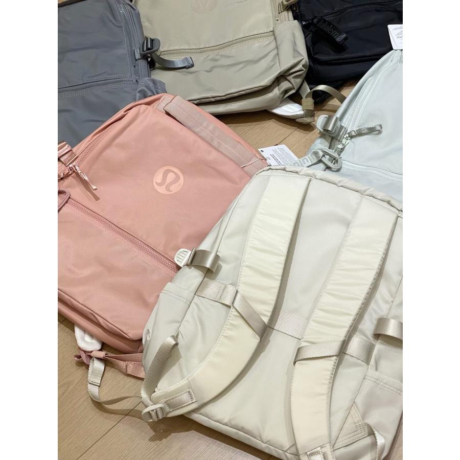 Lululemon トートリュック 19L ベージュ 大容量✨ lululemon（ルルレモン） lululemon New Crew Backpack 22L バック