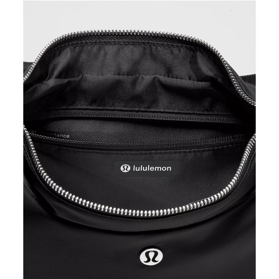 lululemon（ルルレモン） ショルダーバッグ ミニショルダーバッグ City